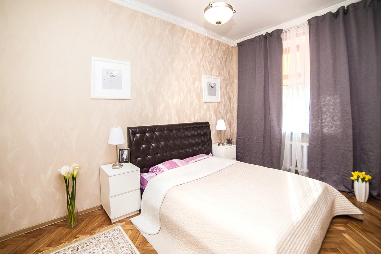 Apartment Lenina 3 Minszk Kültér fotó