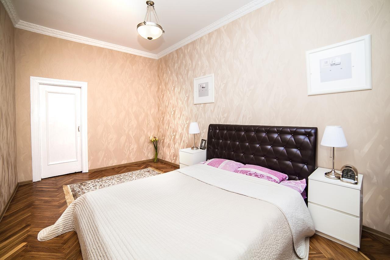 Apartment Lenina 3 Minszk Kültér fotó