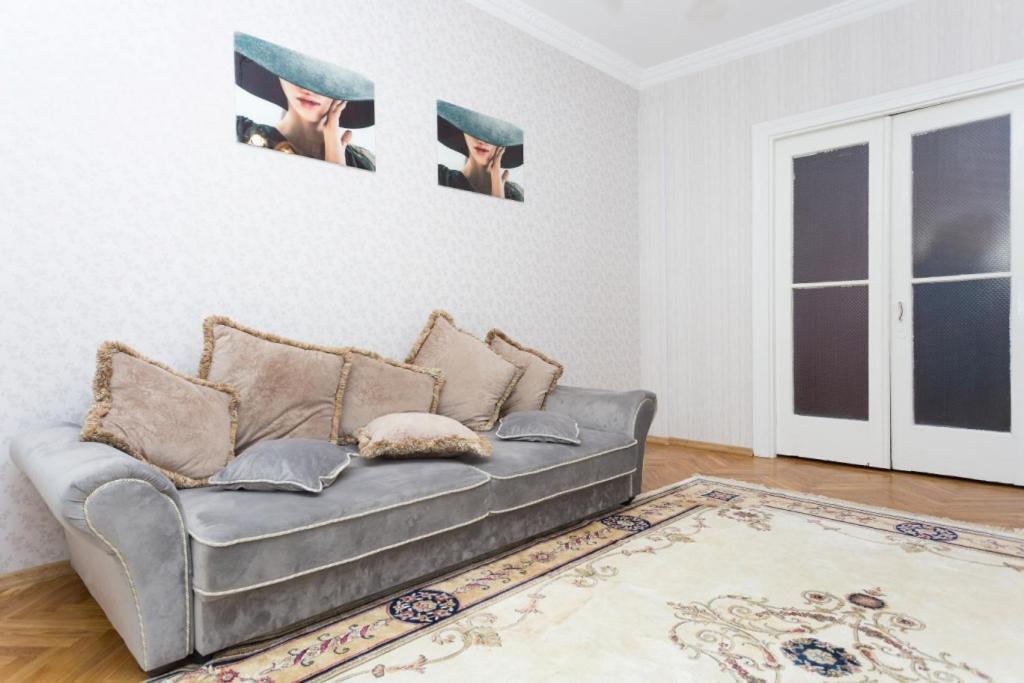 Apartment Lenina 3 Minszk Kültér fotó