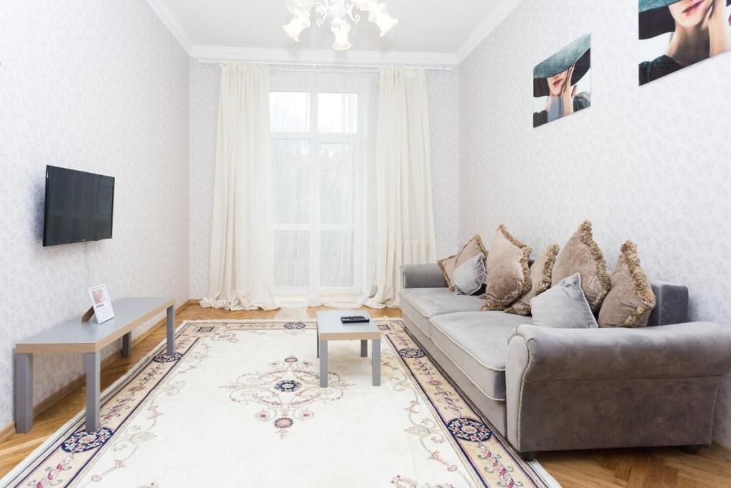 Apartment Lenina 3 Minszk Kültér fotó